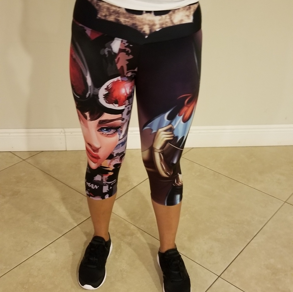 Catwoman & Batgirl leggings (capri length)